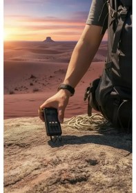 Resim 10000mah Güneş Enerjili Taşınabilir Şarj Cihazı - Çift Led Fenerli, Lcd , 2 Usb-c Powerbank 