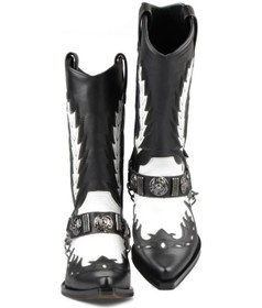 Resim Kadın Kovboy Çizmesi Siyah Beyaz 