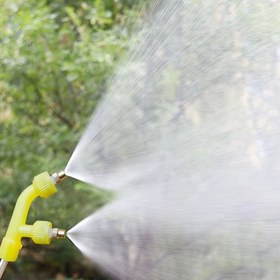 Resim Çok Fonksiyonlu Bahçe Hortumu Nozulu - Çift Püskürtme Modu, 1.4 cm Dişli, Çim Bakımı ve Bahçecilik için Uygun 