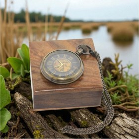 Resim Kuzey Tacı Dünya Haritalı Zincirli Köstekli Saat 