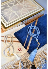 Resim Çiftlere Özel Kalpli Kadife Eş Seccade Ve Vav Detaylı İnci Tesbih Seti Hediye Kutulu, Çeyizlik Lacivert 