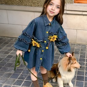Resim 2025 Kızlar için A-Line Smock Elbise Benzeri Bluz Ceket - Fırfır Detaylı, Katran Mavi Denim Görünümlü Uzun Kollu Üst, Altın Düğmeli ve Beyaz Kenarlı, 3-7 Yaş Arasındaki Çocuklara Özel, İlkbahar/Sonbahar İkramiyeli Parça, Casual & Yarım Resmi Giyim (Doğum Günü İçin Ideal Hediye) - 3-7 yaş İçin Smockelme Stili, Straplez Kalıp, Esnemez Kumaş, Tek Renkli Mavi 