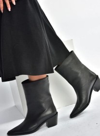 Resim V654082003 Siyah Hakiki Deri Alçak Topuklu Kadın Bot Siyah-hakiki Deri 