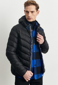 Resim AC&Co / Altınyıldız Classics Erkek Siyah Standart Fit Normal Kesim Ayarlanabilir Ipli Kapüşonlu Şişme Spor Mont 