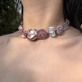 Resim Y2K tarzı, alaşım, günlük giyim ve partiler için uygun, kalp desenli, pembe tema olan vintage çiçek desenli yaka - A180, sevimli yaka 