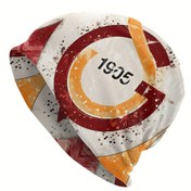 Resim Galatasaray FC 1955-2020 Emblemi Beanie - Unisex Yumuşak Örgü Şapka, Kırmızı ve Sarı Çizgiler, Mor ve Turuncu Detaylar, Spor Tutkunları İçin Nefes Alabilir ve Rahat, Günlük Giyim, Spor Tasarımı, Dayanıklı Başlık 
