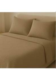 Resim Sinada Tek Ve Çift Kişilik Waffle Kare Desenli Girintili Pike Seti Kahverengi 