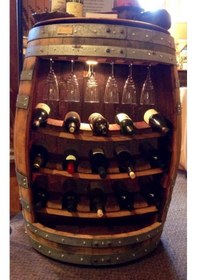 Resim Masifart Şarap Fıçısından Kadehli Dikey Şaraplık 
