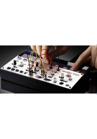 Resim Korg Volca Modular Semi-modular Synthesizer With Sequencer Synthe 