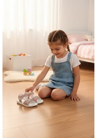 Resim Enoch Simli Dokulu Çapraz Taşlı Şeritli Şık Kız Çocuk Sandalet Pembe 