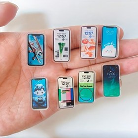 Resim 5 adet Renus 1:12 Akrilik Mini Telefon Modelleri - Gerçekçi Oyuncak Ev Dekoru, Model Gösterim Aksesuarları, Peyzaj Geliştirmeleri, Rastgele Stil, Oyuncak Ev Dekoru | Canlı Gösterim | Detaylı Tasarım, Minyatür Mobilya 