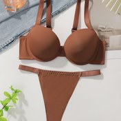 Resim Rahat ve basit dikişsiz sütyenler, seksi, nefes alabilir ve ince fincanlarla şık bir uyuma sahiptir. 