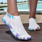 Resim Kadınlar için Nefes Alabilir Beş Parmak Spor Ayakkabıları - Kaymaz Kauçuk Tabanlı, Yüzme ve Dış Aktiviteler İçin Hızlı Kuruyan Yazlık Yoga & Plaj Sneakerları, Mavi Vurgulu Beyaz Renk (Geniş Bedenler Mevcut) 