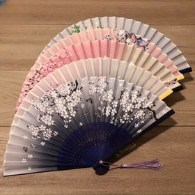 Resim Eski Çin Tarzı Bambu Katlanır Fan, Çiçek Teması, Tradisyonel Dans ve Cosplay Aksesuarı, Rüzgar ve Yüz Kalkanı, Dekoratif El Fanı 