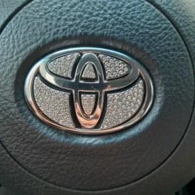 Resim İdeal Aksesuar Toyota Taşlı Direksiyon Logosu Kristal Toyota Stone Steering Wheel Logo Crystal Arma Iç Logo 
