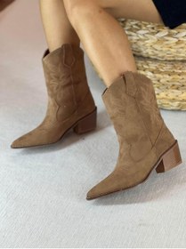 Resim SHOEMARK Opal Taba Süet Nakışlı Western Kadın Bot 