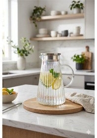 Resim 1800ml Borosilikat Isıya Dayanıklı Cam Sürahi - Süzgeçli Paslanmaz Metal Kapaklı Lüks Çizgili Karaf 