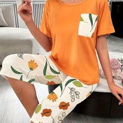 Resim Kadınların Çiçek Desenli Şort ve Turuncu T-Shirt Seti - Rahat Günlük Ev Giyimi, Tüm Mevsim Pijama Seti, Bağcıklı Bel, Ev Rahatlığı Kıyafeti | Çiçek Desenli Şortlar | Kısa Kollu Üst, Büyük Beden Şortlar 