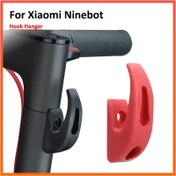 Resim 1 adet Xiaomi M365/M365 Pro Elektrikli Scooter Ön Kanca - Kırmızı/Siyah Renkte Dayanıklı ABS Depolama Rafı, Vidalarla, Aksesuarları Asmak İçin İdeal, Scooter Aksesuarları 