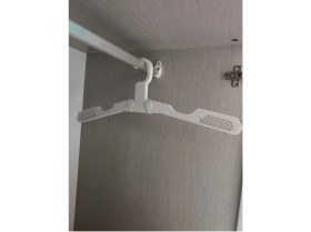 Resim Katlanabilir Kıyafet Askılığı 