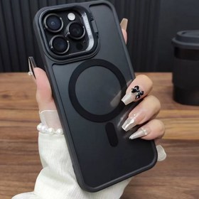 Resim Alüminyum Alaşım Lens Koruyucu ile Manyetik Şeffaf Telefon Kılıfı Seti, Iphone 16, 15, 14, 13, 12, 11 Pro Max Plus ile Uyumlu. Siyah Kılıf ile Siyah Lens, Gri Kılıf ile Gümüş Lens, Sert Koruyucu Arka Kapak ve Kamera Standı ile Mevcuttur. 