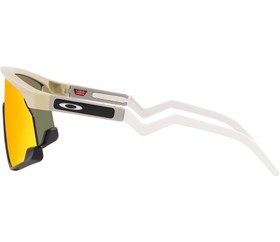 Resim Oakley BXTR Güneş Gözlüğü 928004 Matte Desert Tan Prizm Ruby 