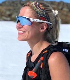 Resim Oakley Radar EV PATH Bisiklet Güneş Gözlüğü Polished White Prizm Sapphire 