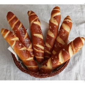 Resim Seymen Laugenstange Alman Baton Simit 6'lı 