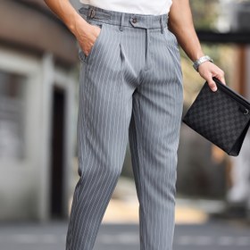 Resim Erkekler için Rahat ve Şık Çizgili Dar Kesim Pantolonlar - Açık Gri, Polyester, Tüm Mevsimler İçin İş Pantolonları, Rahat Kıyafetler|Çizgili Desen|Polyester Kumaş 