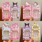Resim 12 adet Tırnak Sanatı Çıkartması - Sevimli Karikatür Karakterler (Merhaba Kitty, for Kuromi, Melody, for Cinnamoroll, for Pochacco, for Pompompurin için) Basın Çıkartma Tırnaklar için - Doğum Günleri ve Noel Partisi Hediyeleri için Mükemmel, Şenlikli Tırnak Dekoru | Canlı Tasarım | Parlak Bitiş 