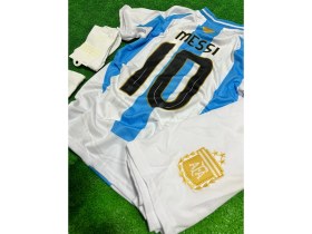 Resim Arjantin 2024/25 L.i.o.n.e.l M.e.s.s.i Sezon Çocuk Forması Şort Çorap Bileklik 4'lü Seti (Blue-White) 