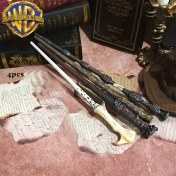 Resim 4 adet Warner WB Harry Potter Role Play Cadılar Bayramı Büyü Sivri, Harry'S Wand, Hermione'S Wand, Cadılar Bayramı ve Parti Performansları için mükemmel, Cosplay için de ideal. Hediye olarak veya koleksiyon olarak kullanılabilir, Cosplay ve Parti için kullanılabilir. 