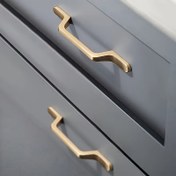 Resim 10 adet Alüminyum Alaşımlı Dolap Kolları - Altın Saplı, Avrupa Tarzı Saplı, Modern Tarz Saplı, Modern Makyaj Masası Çekmecesi Çekiçi, Parmak İzi Olmayan Mutfak Dolabı Donanımı, Kurulumu Kolay, Ev Dekorasyonu için Uygun ve Mutfaklarda, Komodinlerde ve Gardırop Kapılarında Kullanılır Cilalı Metal Çekiciler - Ev Dekoru Mobilya Donanımı 