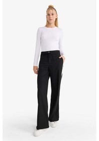 Resim DeFacto Coool Wide Leg Kumaş Pantolon Geniş Paça Normal Bel E1369AX24WNBK27 