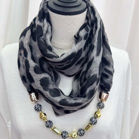 Resim Olgun Kadınlar için Leopar Desenli Eşarp - Mükemmel Uyumlu Kolye Eşarp 