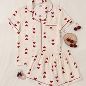 Resim Kadınlar için Rahat Kalp Baskılı Pijama Takımı - Kısa Kollu, Yaka Yaka, Elastik Bel, Hafif Polyester Kumaş, Yazlık Giyim veya Rahatlamak için Mükemmel, Rahat Kıyafetler | Oyuncağa Benzeri Baskılı Üst ve Şort | Polyester Kumaş 