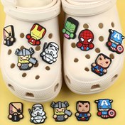 Resim 12 parça/1 set Marvel Avengers serisi ayakkabı aksesuarları seyahat aksesuarları çıkarılabilir aksesuarlar plaj sandaletleri için uygun seyahat ve gezi ihtiyaçları 