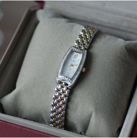 Resim cortebert Vera Vintage Örme Kordonlu Saat 