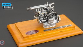 Resim 1:18 CMC Mercedes Benz 300 SLR Engine with Showcase 