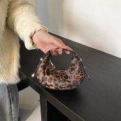 Resim Kadınlar için Trendy Leopar Desenli Hilal Ay Çantası - Telefon Standı, Fermuar Kapatma, Polyester Astar, Haki/Siyah Hayvan Desenli Şık Mini Omuz Çantası, Moda Aksesuarı | Trendy Kadın Çantası | Çanta 