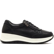 Resim Derimod Kadın Siyah Bağcıklı Kalın Tabanlı Deri Sneaker 25AFD501718 