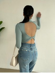Resim laughs Kadın Dik Yaka Uzun Kollu Sırt Dekolteli Kaşkorse Crop Bluz Blz5031 