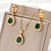 Resim 3 Parça Altın Kaplama Paslanmaz Çelik Kübik Zirkon Taşlı Yaratılmış Zümrüt Damla Kolye ve Bileklik Seti, Fransız Romantik Tarzı Nötr Vintage Şık Minimalist Moda Çok Yönlü Kadınlar İçin Günlük ve Parti Giyim 