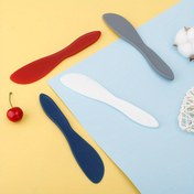 Resim 2 adet Renkli Plastik Kek Kazıyıcıları - Kırmızı, Gri, Mavi, Beyaz Pişirme, Krem, Puding ve Reçel için Spatulalar - Kavisli Tasarımlı Çok Yönlü Mutfak Araçları, Pastane Aksesuarları | Renkli Mutfak Eşyaları | Esnek Spatulalar, Kek Pişirme Malzemeleri 