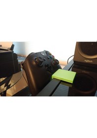 Resim Opencart Xbox One Canavar Ağız Denetleyici Standı Sadece Plastik Aparattır 