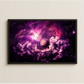 Resim Mor Uzay Bulutları Arasında Dev Gezegen Dijital Sanat Pleksi Tablo 
