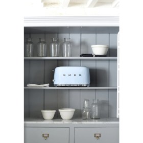 Resim Smeg 50's Style Retro Pastel Mavi Ekmek Kızartma Makinesi TSF02PBEU 