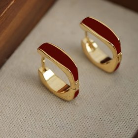 Resim 1 Çift Kadınların Zarif Minimalist Geometrik Halka Küpeleri - Altın Tonlu Kırmızı Vurgulu, Günlük Giyim, Partiler, Banketler ve Festivaller için Uygun, Yıllık Stil için Dayanıklı Hafif Lüks Takı, Parti Aksesuarları, Festival Takıları, Sophistike Tasarım, Vintage Esintili Takılar, Yüksek Kaliteli Aksesuarlar, Şık El Sanatları, Dekoratif Takılar, Moda Küpeleri, Takı Koleksiyoncuları, Moda Severler 