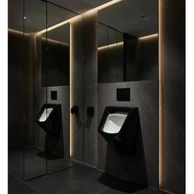 Resim Ideal Standard - Plain Iç Beyaz Dış Siyah Arkadan Su Girişli Pisuvar Outlet - 22570- 