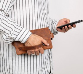 Resim Prestige Hakiki Deri, El Yapımı, Telefon Bölmeli, Erkek El Çantası, Antik Kahve 
